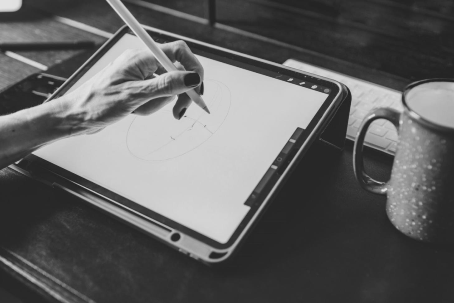 Finanzplanung Workspace mit Kalender und Notizen